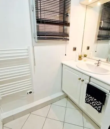 Sunny Escape Apartman Nizza